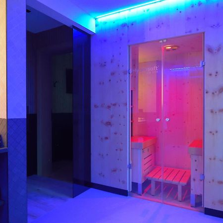 B&B Boutique Hotel Burgund 파르치네스 외부 사진