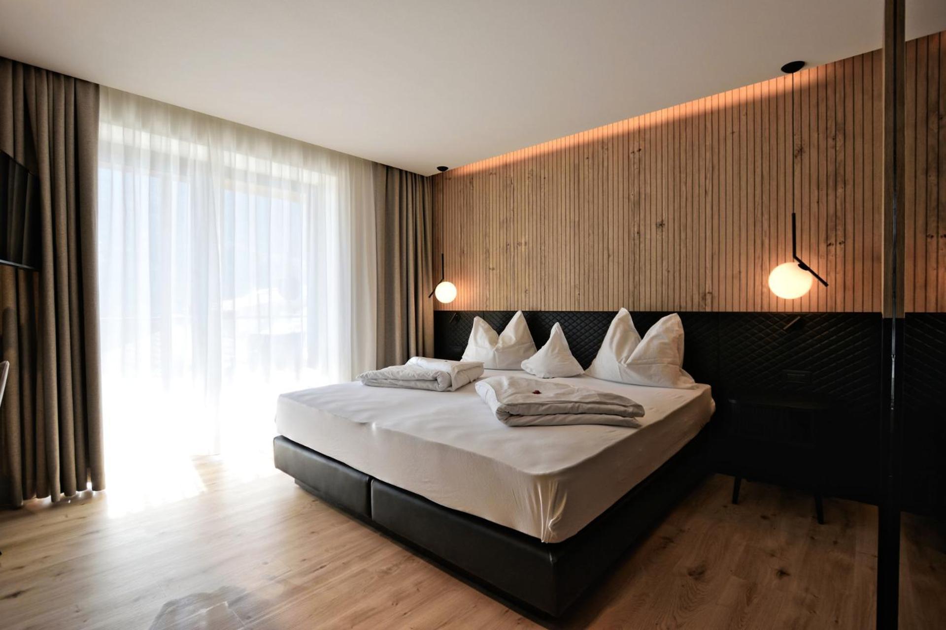 B&B Boutique Hotel Burgund 파르치네스 외부 사진
