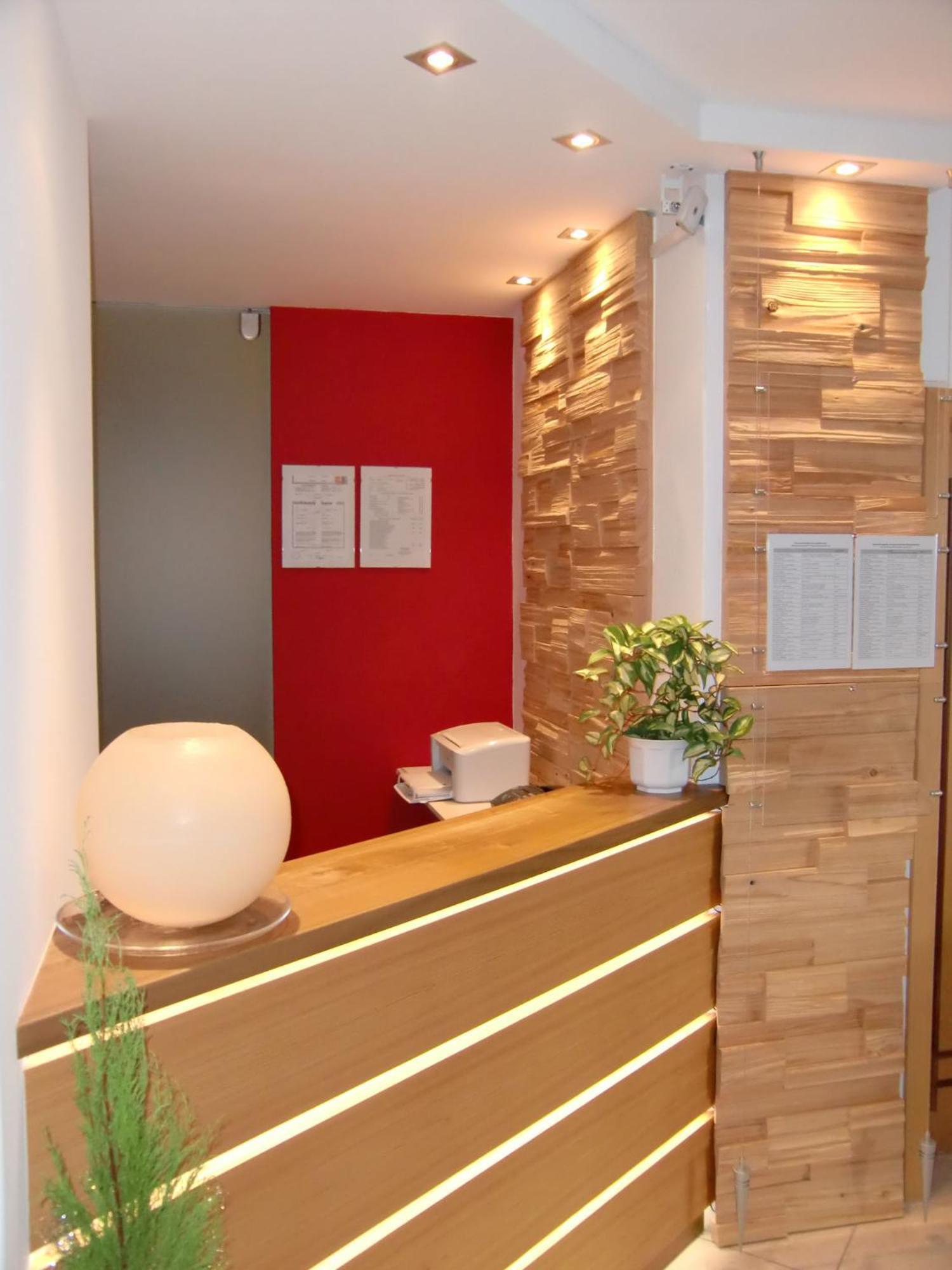 B&B Boutique Hotel Burgund 파르치네스 외부 사진