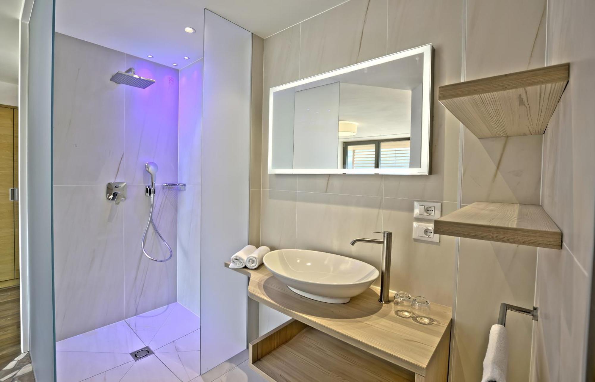 B&B Boutique Hotel Burgund 파르치네스 외부 사진