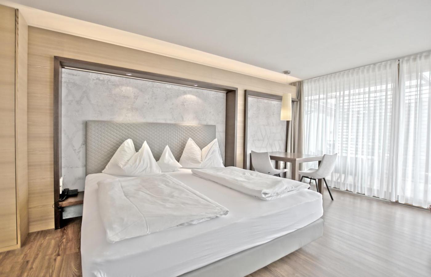 B&B Boutique Hotel Burgund 파르치네스 외부 사진